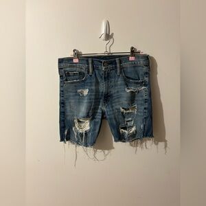Levi’s Distressed Denim Shorts Size 30